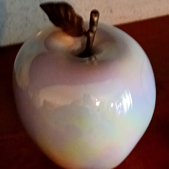 Ceramic Apple with Luster - Picture 2 of 4